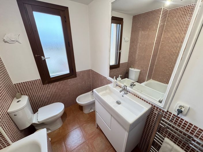 Image No.18-2 Bed Apartment for sale