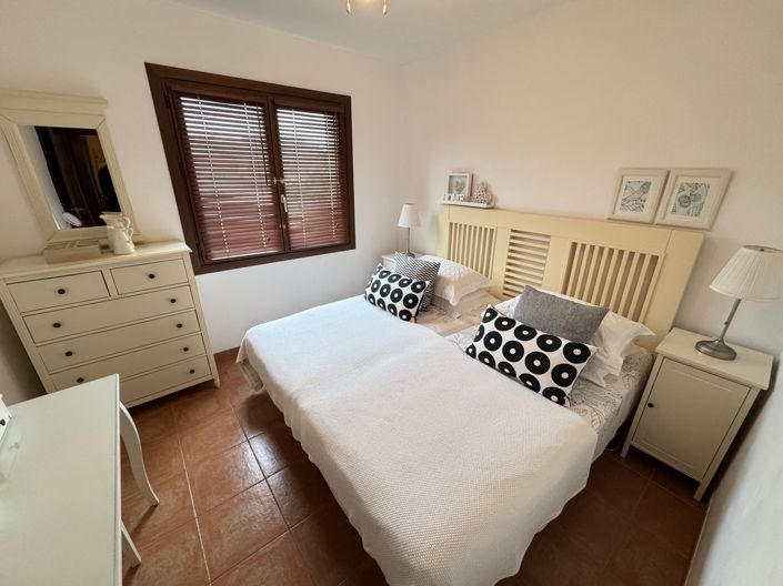 Image No.19-2 Bed Apartment for sale