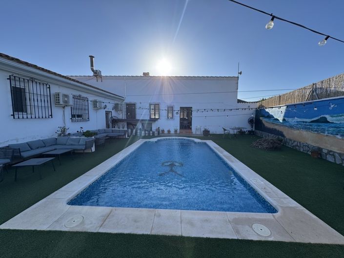 Image No.25-Commercial for sale