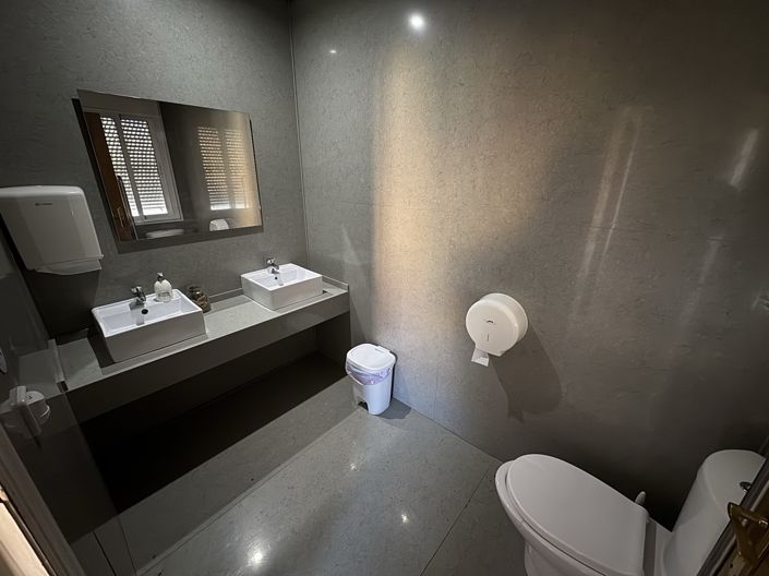 Image No.19-Commercial for sale