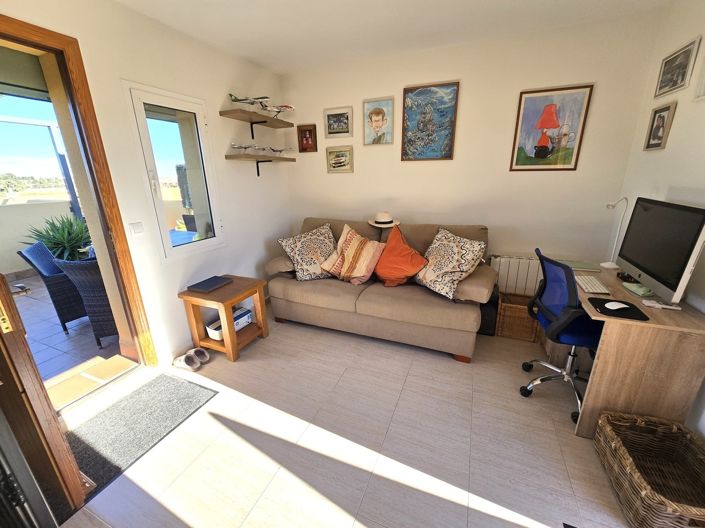 Image No.20-2 Bed Property for sale