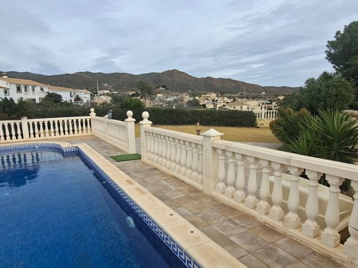 Image No.17-3 Bed Villa for sale