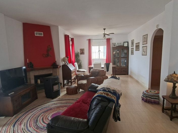 Image No.3-3 Bed Villa for sale