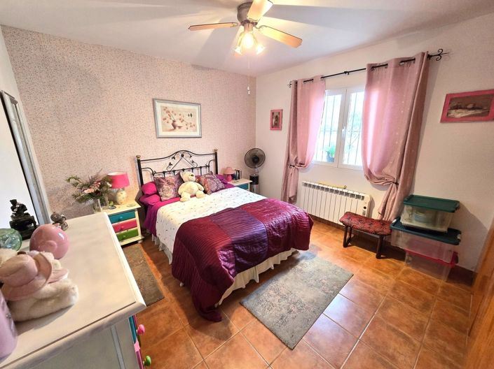 Image No.14-3 Bed Villa for sale