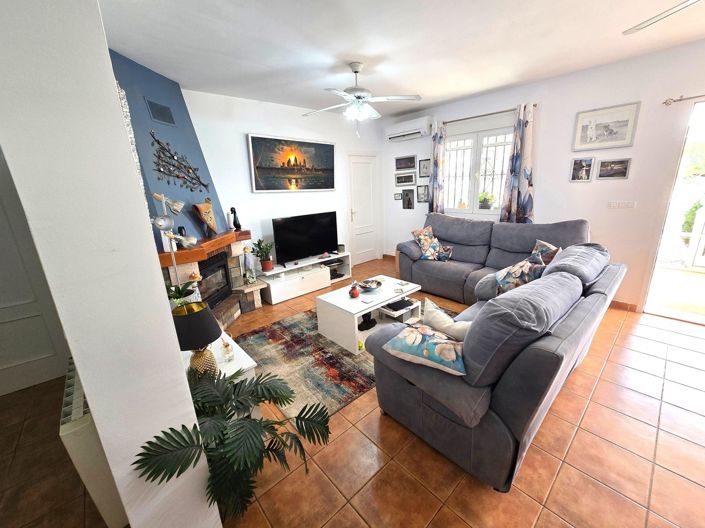 Image No.19-3 Bed Villa for sale