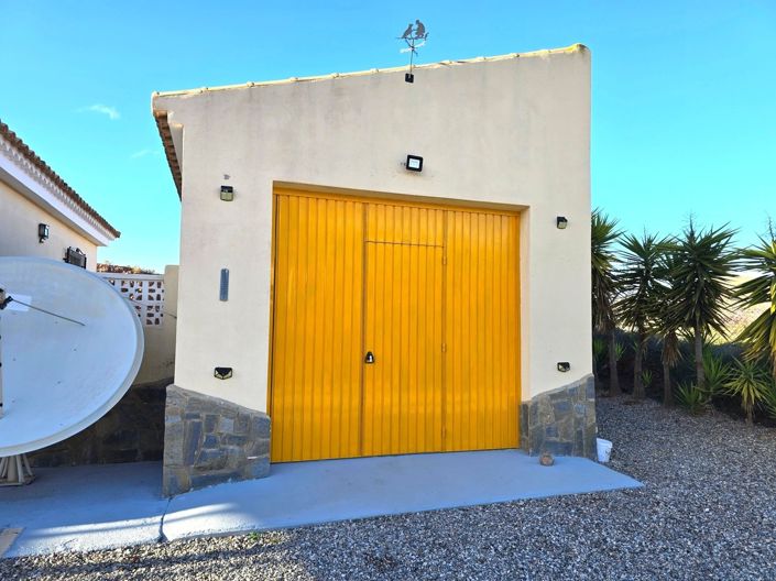 Image No.28-3 Bed Villa for sale