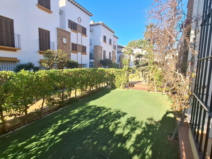 Image No.26-3 Bed Property for sale