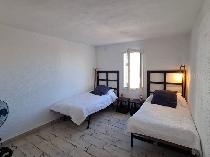 Image No.20-2 Bed Apartment for sale