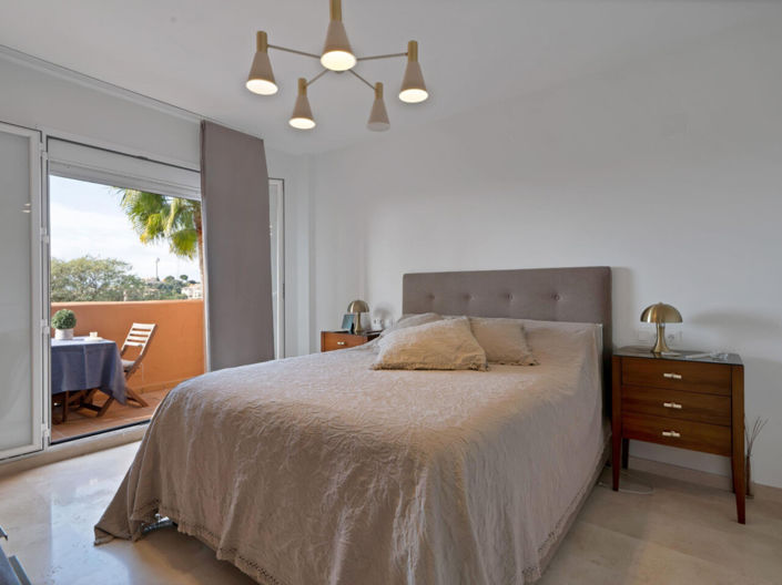 Image No.10-1 Bed Apartment for sale