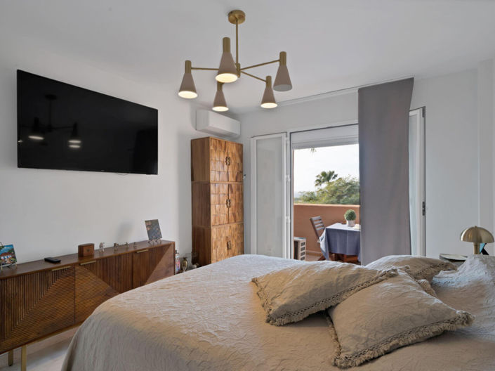 Image No.11-1 Bed Apartment for sale