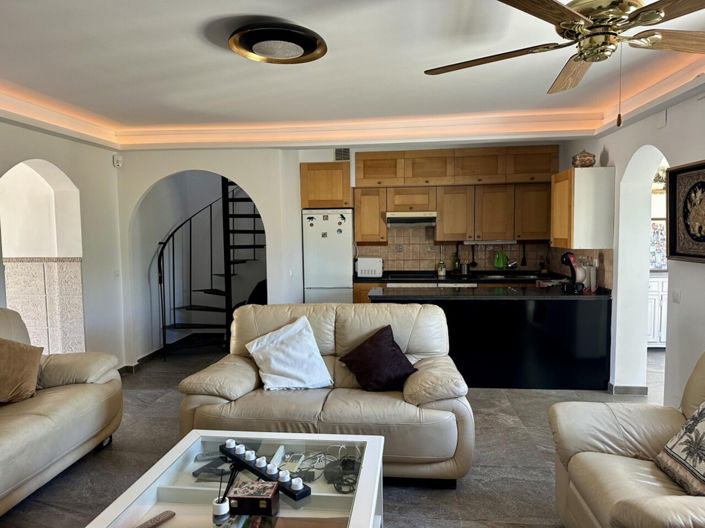 Image No.8-3 Bed Property for sale