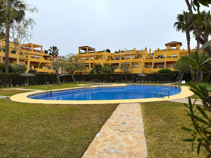 Image No.25-3 Bed Property for sale