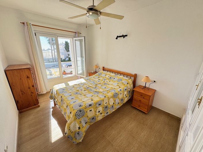 Image No.10-3 Bed Property for sale