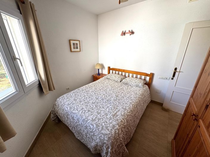 Image No.13-3 Bed Property for sale