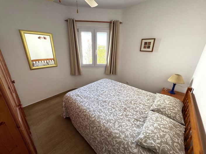 Image No.14-3 Bed Property for sale