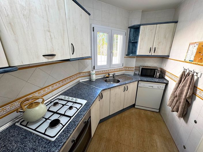 Image No.7-3 Bed Property for sale