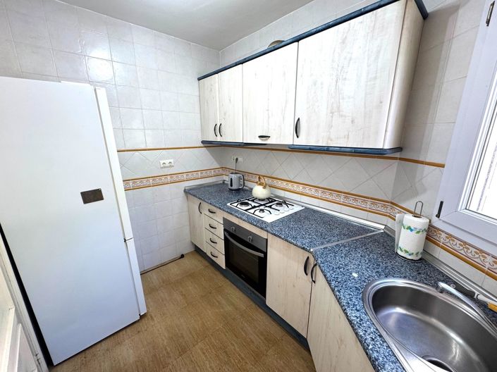 Image No.8-3 Bed Property for sale