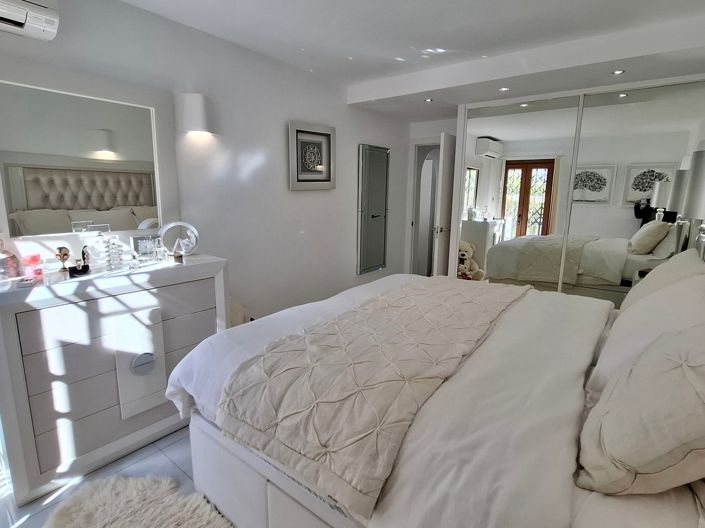 Image No.14-2 Bed Apartment for sale