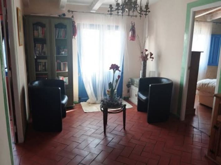 Image No.10-7 Bed Property for sale