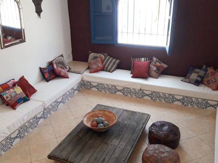 Image No.15-7 Bed Property for sale