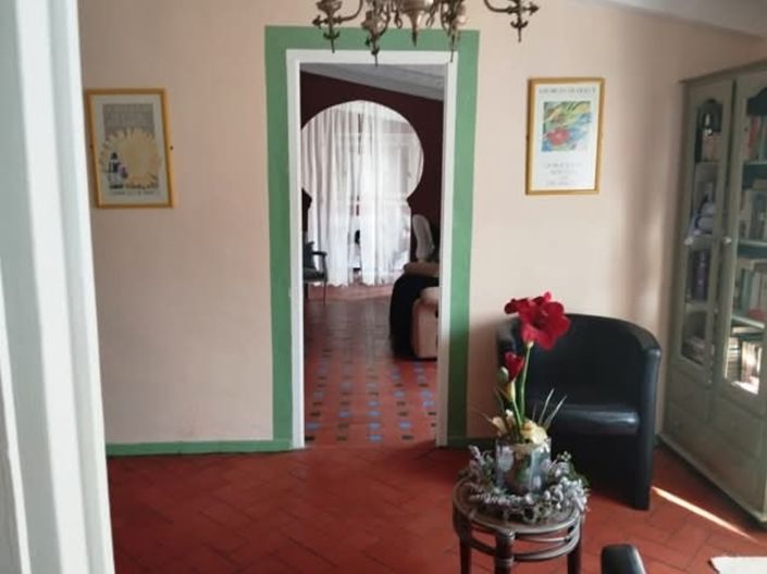 Image No.7-7 Bed Property for sale