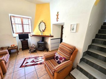 23988-village-house-for-sale-in-sufli-921618-