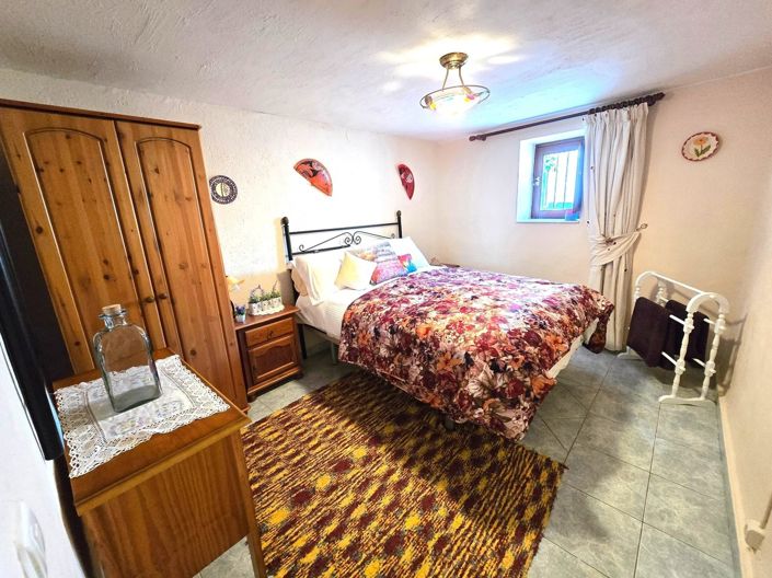 Image No.19-3 Bed Village House for sale