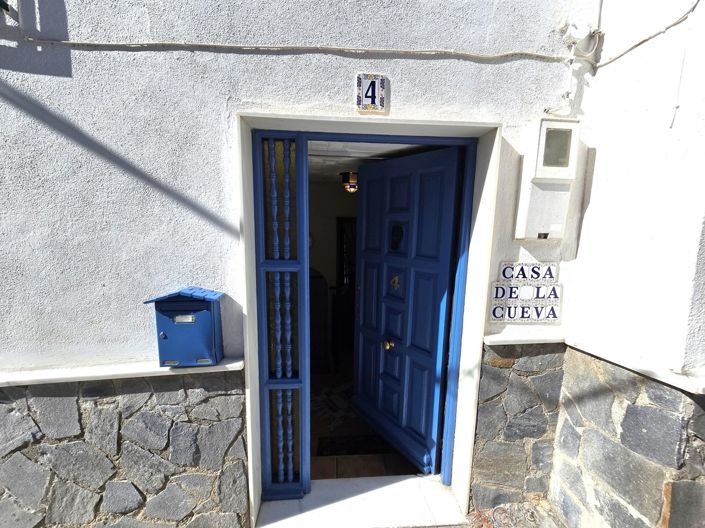 Image No.27-3 Bed Village House for sale