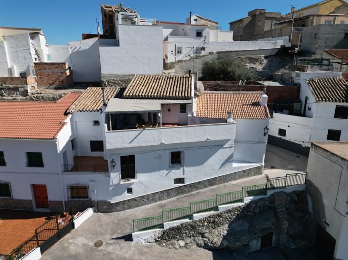 Image No.30-3 Bed Village House for sale