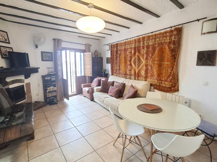 Image No.10-2 Bed Apartment for sale