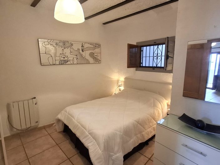 Image No.22-2 Bed Apartment for sale