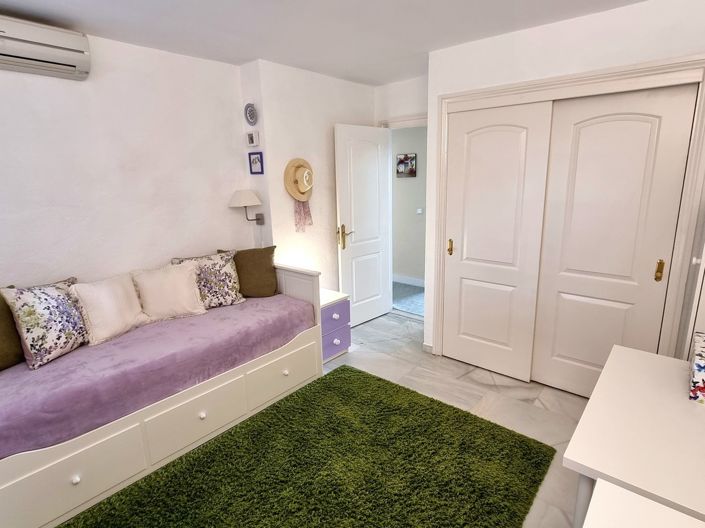 Image No.22-2 Bed Apartment for sale