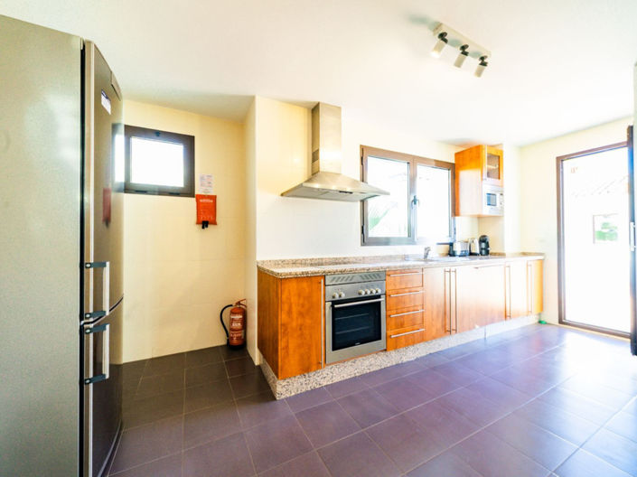 Image No.15-3 Bed Apartment for sale