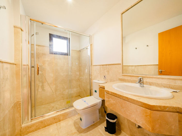 Image No.23-3 Bed Apartment for sale