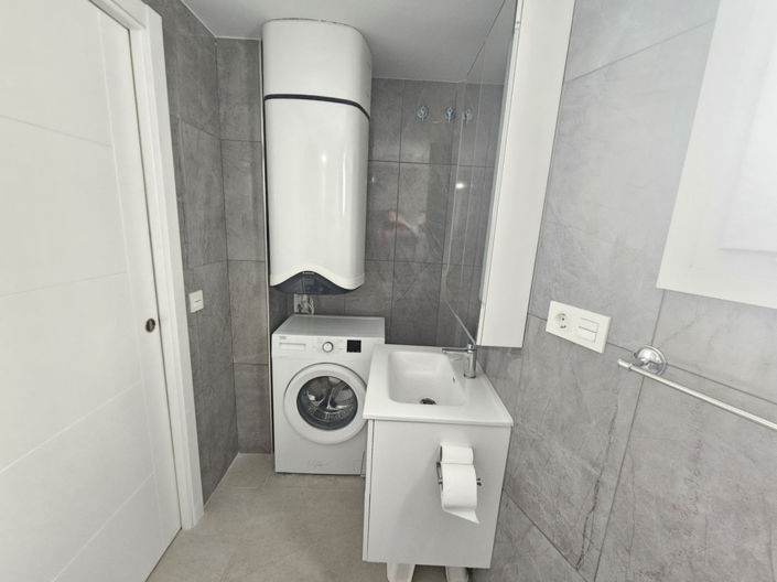 Image No.13-2 Bed Apartment for sale