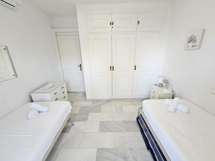 Image No.18-2 Bed Apartment for sale