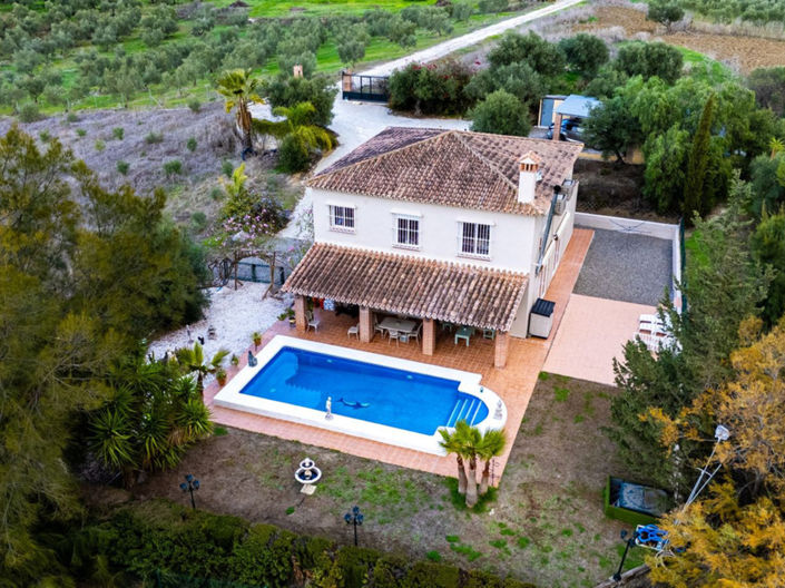 Image No.3-5 Bed Villa for sale