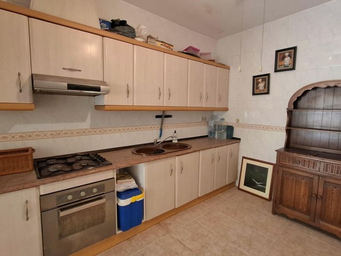 Image No.9-4 Bed Village House for sale