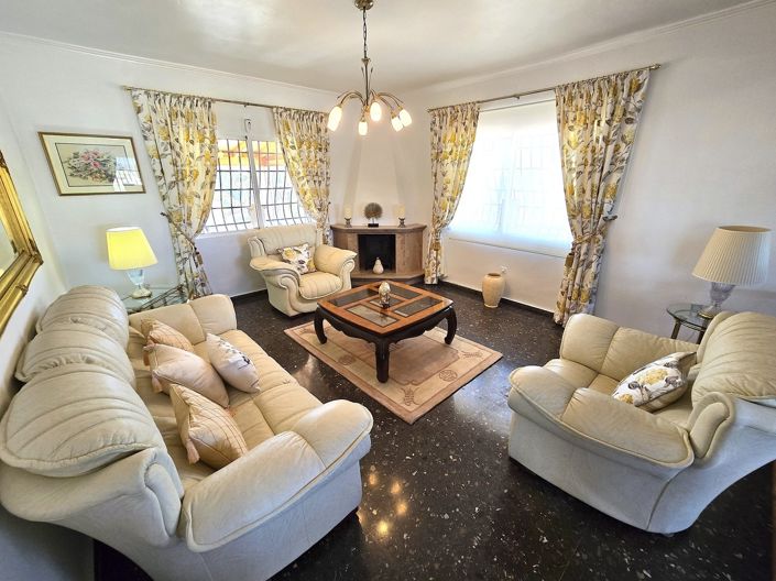 Image No.13-5 Bed Villa for sale