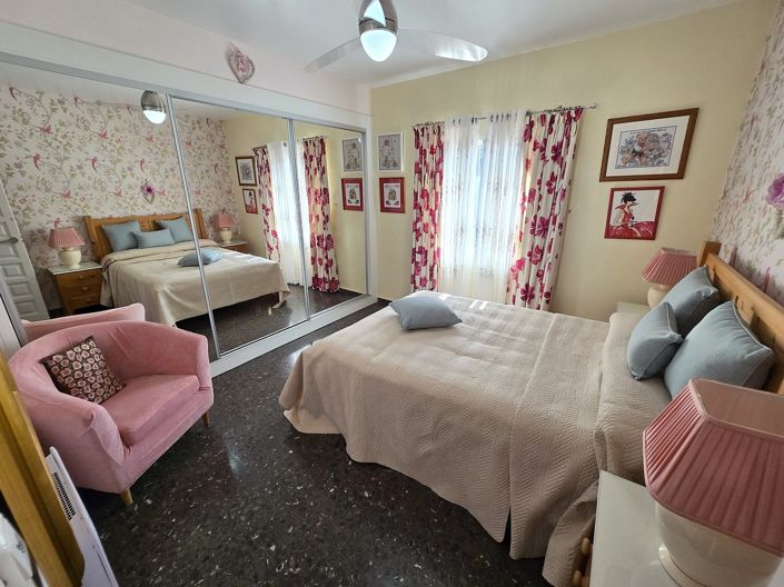 Image No.19-5 Bed Villa for sale