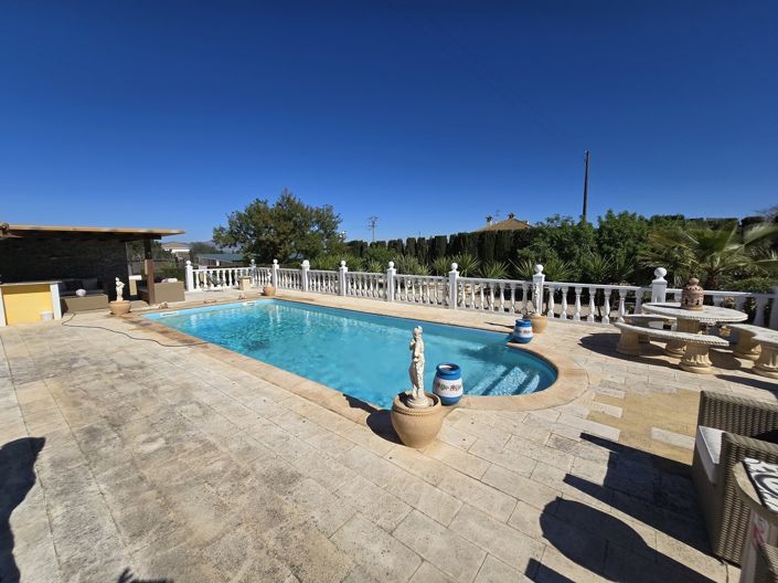 Image No.29-5 Bed Villa for sale