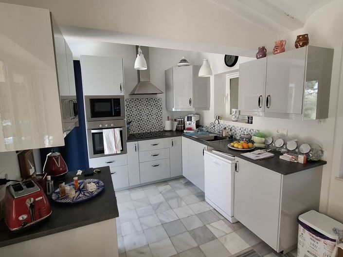 Image No.18-3 Bed Villa for sale