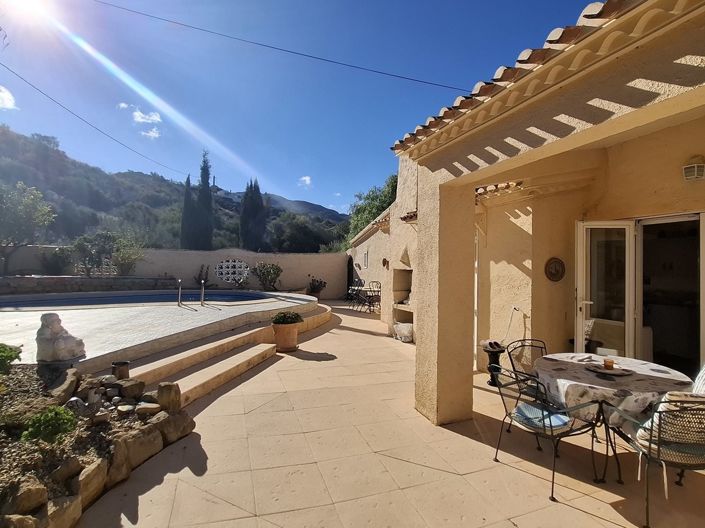 Image No.3-3 Bed Villa for sale