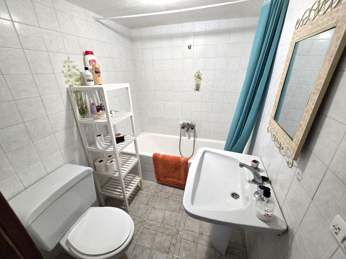 Image No.12-4 Bed Village House for sale