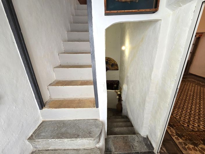 Image No.15-4 Bed Village House for sale