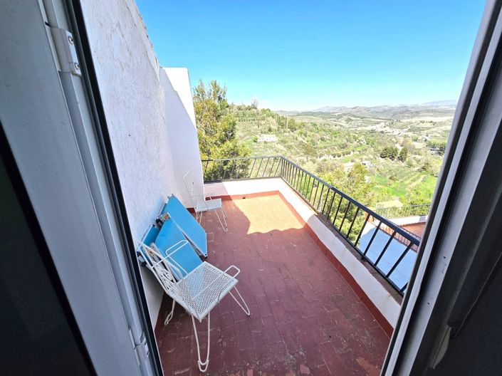 Image No.22-4 Bed Village House for sale