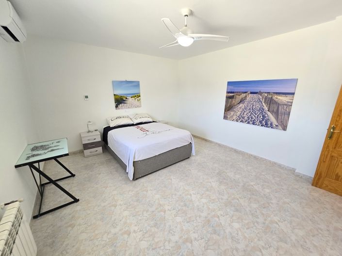 Image No.16-4 Bed Villa for sale