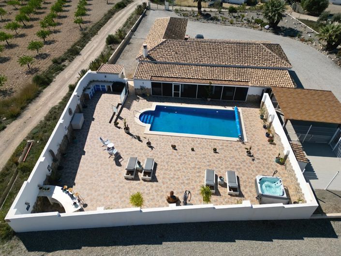 Image No.28-4 Bed Villa for sale