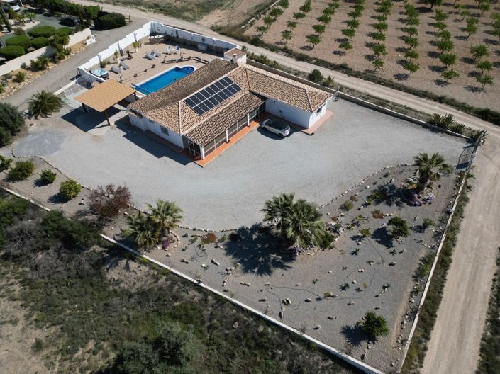 Image No.29-4 Bed Villa for sale