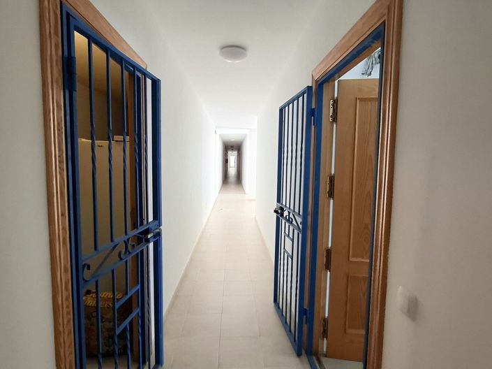 Image No.18-3 Bed Apartment for sale